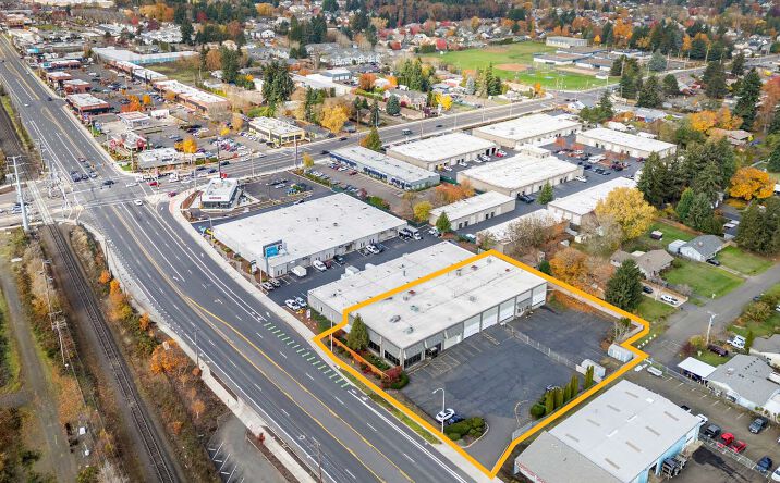Pictures of Industrial property located at 21615 SW Tualatin Valley Hwy, Beaverton, OR 97006 for sales - image #1