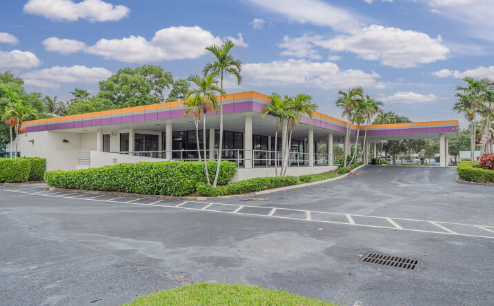 Pictures of Land, Retail, Special Purpose property located at 1300 S Federal Hwy, Fort Lauderdale, FL 33316 for sales - image #1