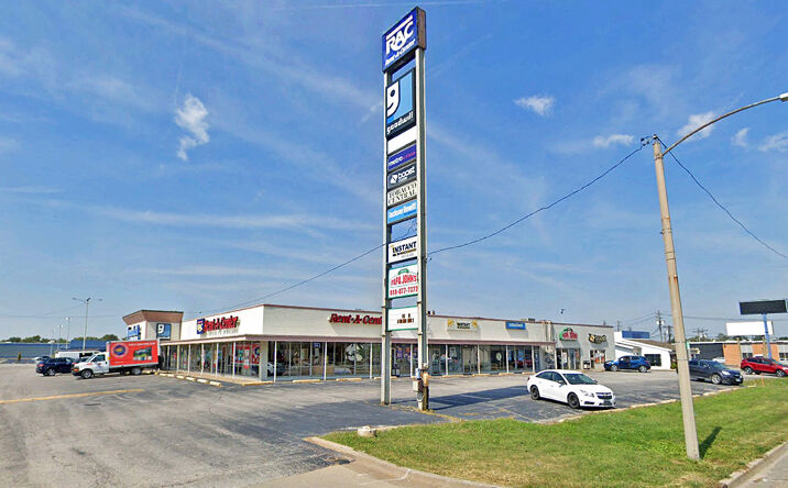 Pictures of Office, Retail property located at 3675 Nameoki Rd, Granite City, IL 62040 for sales - image #1