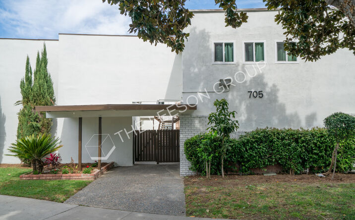 Pictures of Multifamily property located at 705 E Santa Fe Ave, Fullerton, CA 92831 for sales - image #1