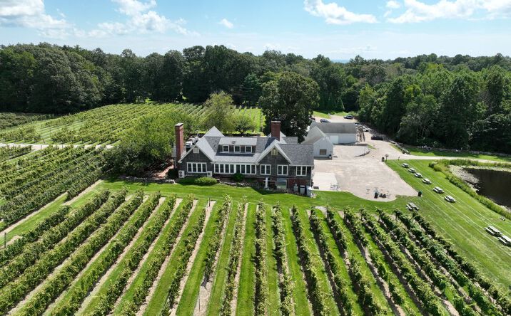 Pictures of Special Purpose property located at 115 Cow Hill Road, Clinton, CT 06413 for sales - image #1