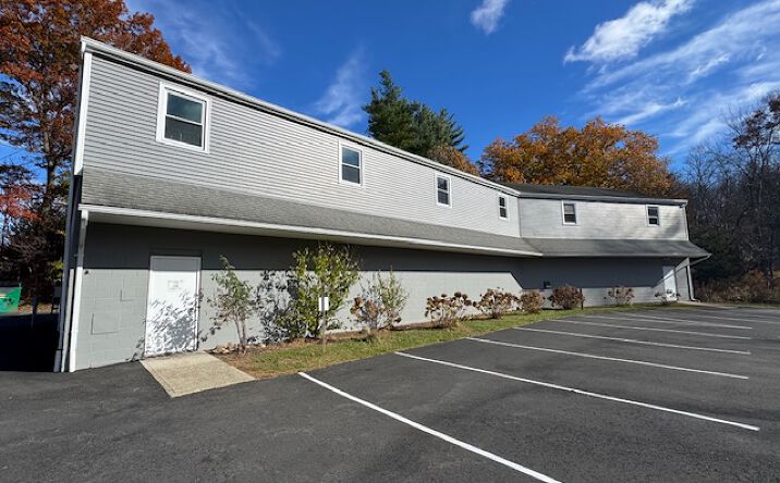 Pictures of Retail, Office, Industrial property located at 26 Jinny Hill Rd, Cheshire, CT 06410 for sales - image #1