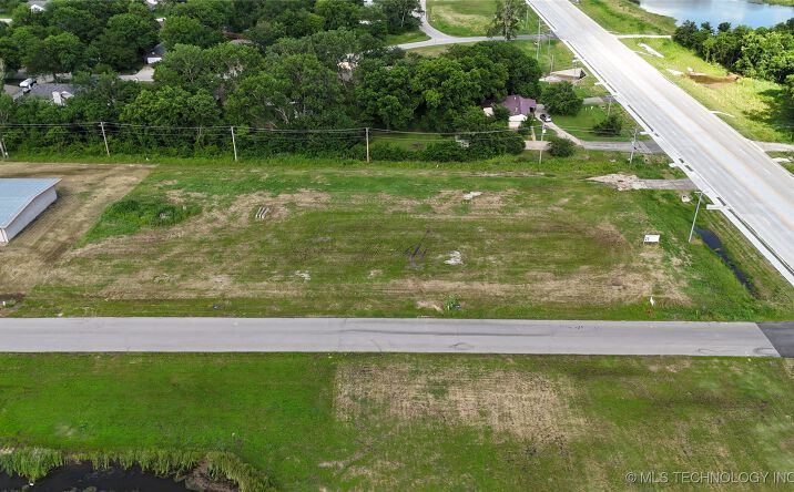 Pictures of Land property located at 3 Phillips Street, Skiatook, OK 74070 for sales - image #1