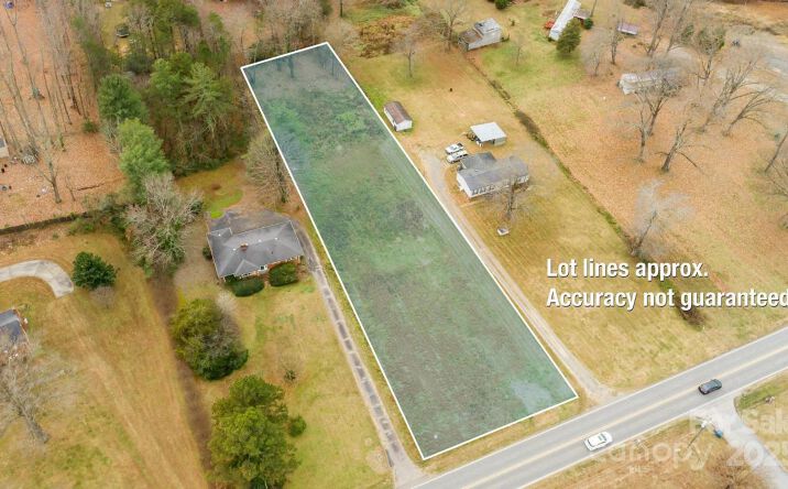 Pictures of Land property located at 70 Old Mountain, 94319, NC 28677 for sales - image #1