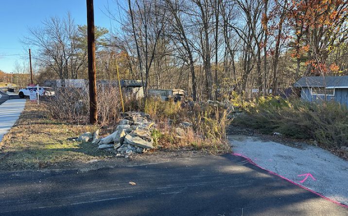 Pictures of Land property located at 180 Southbridge Rd, Oxford, MA 01537 for sales - image #1