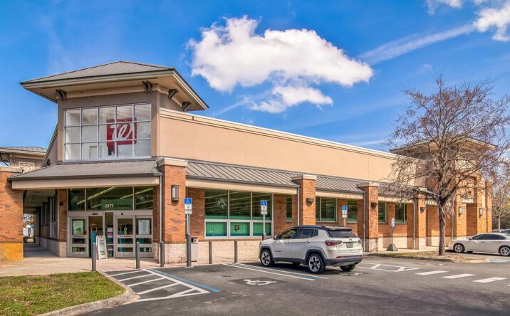Pictures of Retail property located at 5171 NW 43rd St, Gainesville, FL 32606 for sales - image #1