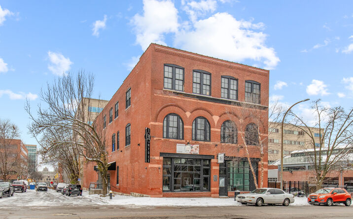 Pictures of Retail property located at 1900 Locust St, St. Louis, MO 63103 for sales - image #1