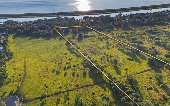 Pictures of Multifamily, Land property located at 8237 Hwy 441 Southeast, Okeechobee, FL 34972 for sales - image #1
