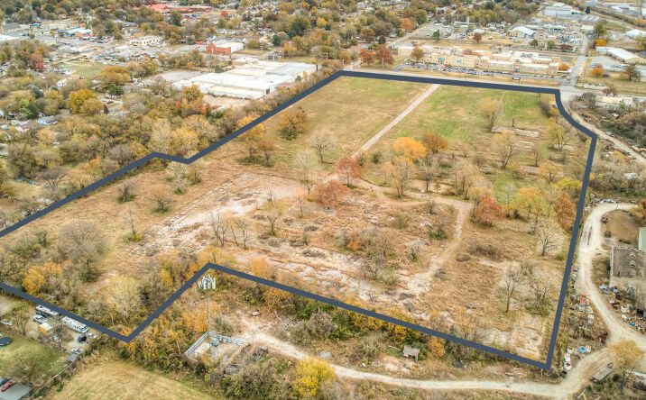 Pictures of Land property located at 1140 N Lewis Ave, Tulsa, OK 74110 for sales - image #1