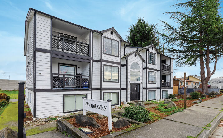 Pictures of Multifamily property located at 23110 30th Ave S, Des Moines, WA 98198 for sales - image #1