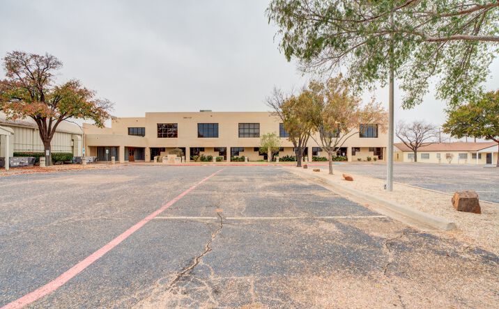 Pictures of Industrial, Mixed Use, Office property located at 3802-3806 Interstate 27, Lubbock, TX 79412-2028, Lubbock, TX 79412 for sales - image #1