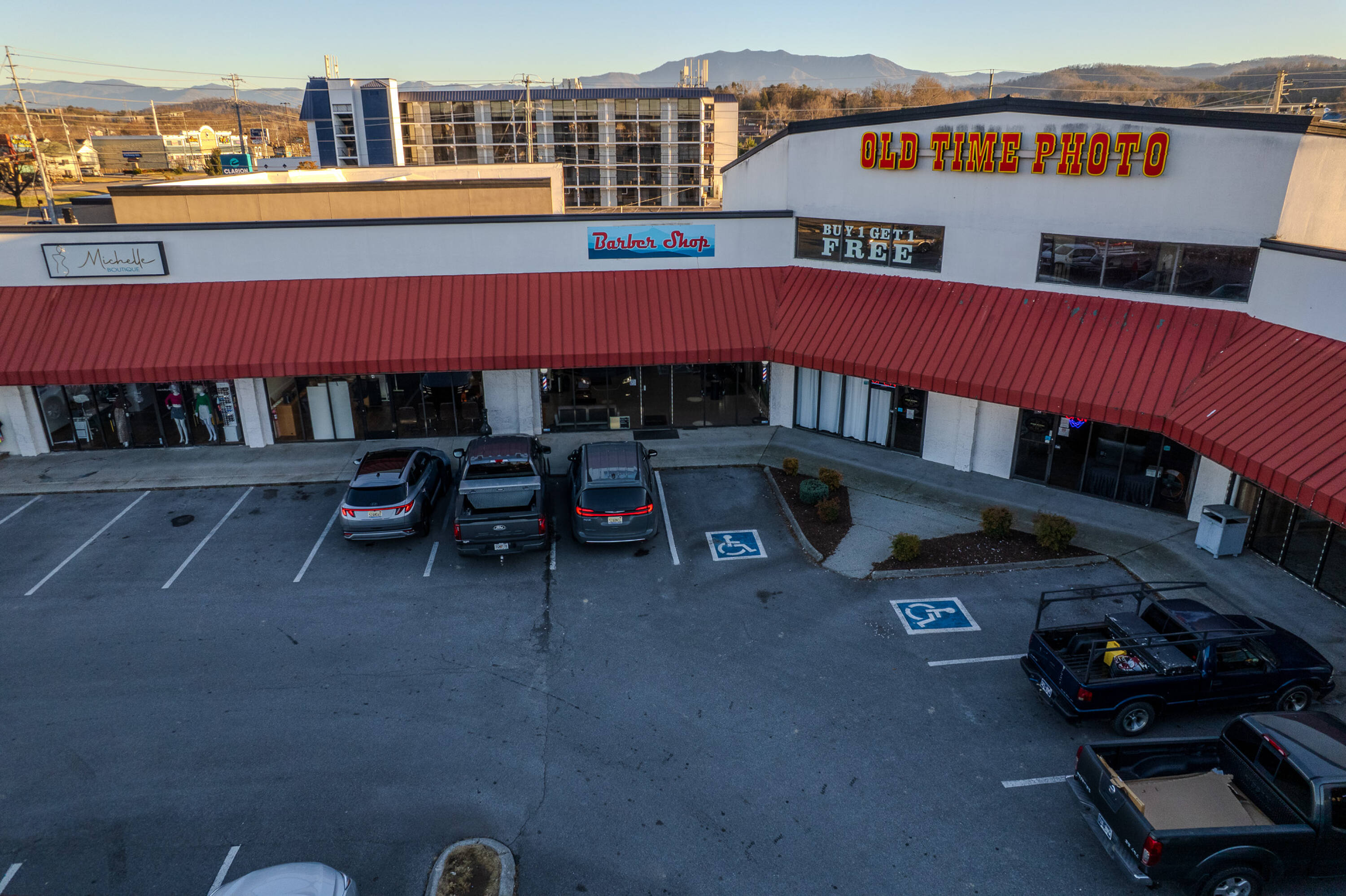 Sitemapcdatahttpabckniqoocom2140 Parkway Pigeon Forge Tn 37863