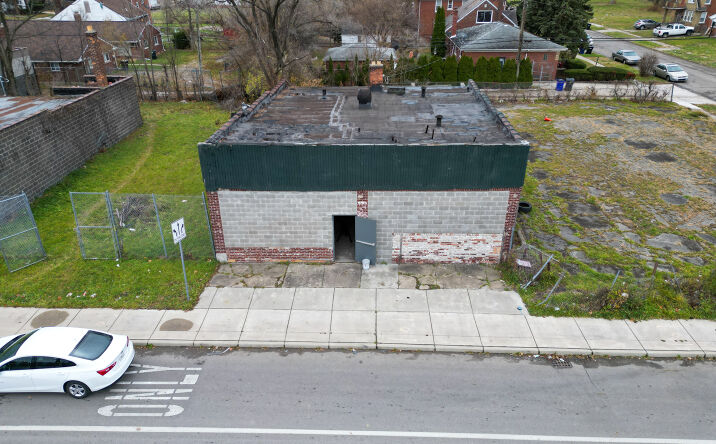 Pictures of Industrial, Mixed Use, Office, Retail property located at 12735 W Chicago, Detroit, MI 48228 for sales - image #1