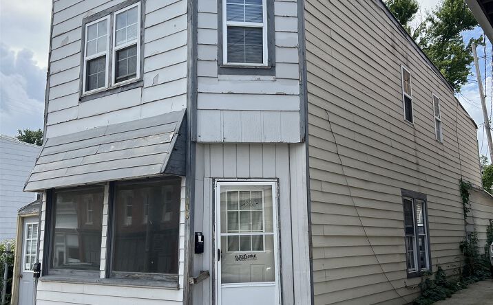 Pictures of Multifamily, Retail property located at 106 S Church St, Hudson, MI 49247, 112 S Church St, Hudson, MI 49247 for sales - image #1