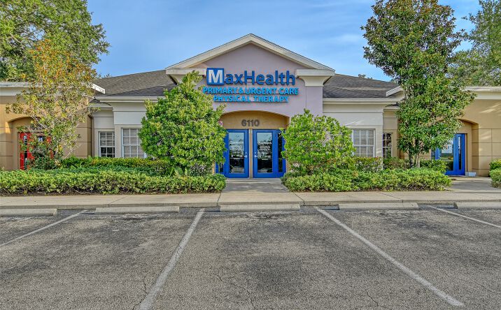 Pictures of Office property located at 6110 FL-70, Bradenton, FL 34203 for sales - image #1