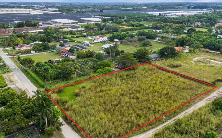 Pictures of Land property located at 202 ST & SW 197 AVE SE CORNER, Unincorporated Dade County, FL 33187 for sales - image #1