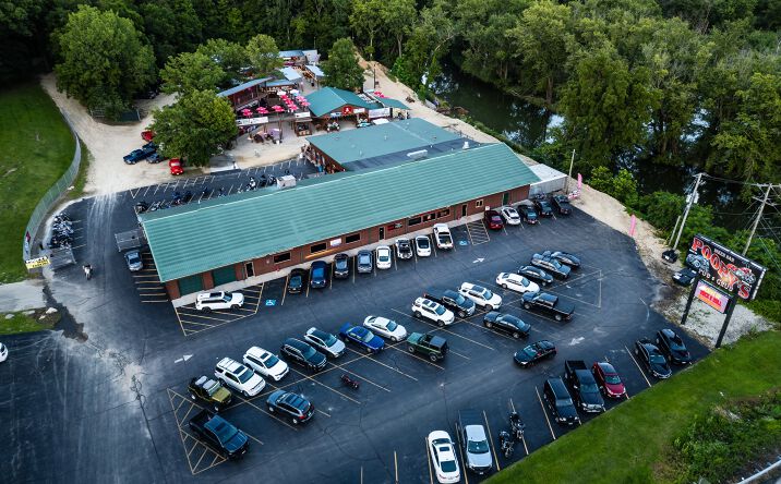 Pictures of Retail property located at 1030 Viaduct Rd, Savanna, IL 61074 for sales - image #1