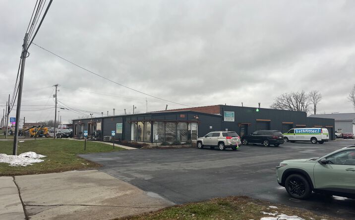 Pictures of Retail property located at 3600 Elida Rd, Elida, OH 45807 for sales - image #1
