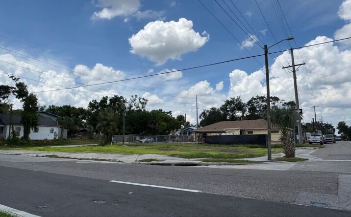 Pictures of Industrial, Land, Multifamily, Office, Retail property located at 2804 E Columbus Dr, Tampa, FL 33605 for sales - image #1