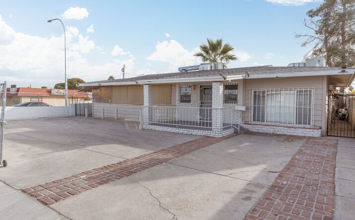 Pictures of Office, Special Purpose property located at 1204 S Eastern Ave, Las Vegas, NV 89104 for sales - image #1