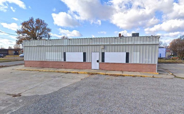 Pictures of Retail property located at 1995 S Broadway St, Poplar Bluff, MO 63901 for sales - image #1