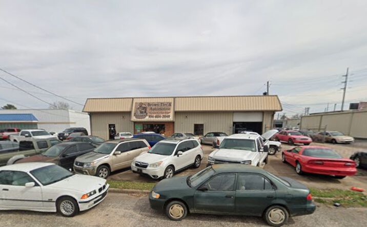 Pictures of Business for Sale, Industrial, Retail property located at 60 Ashburton Dr, Montgomery, AL 36117 for sales - image #1