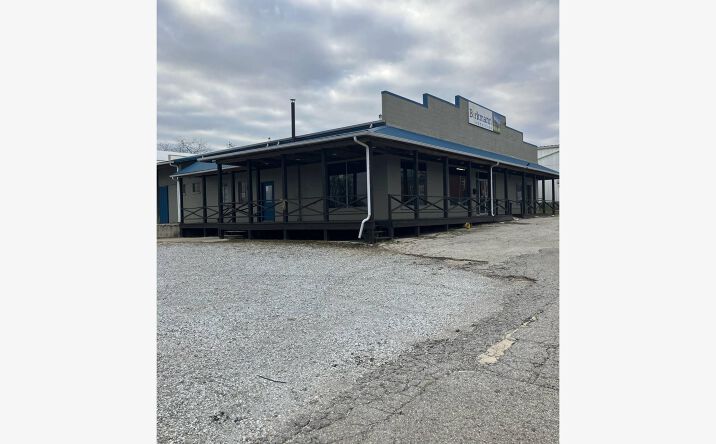 Pictures of Industrial, Mixed Use, Office, Retail property located at 212 N Depot St, Lebanon, KY 40033 for sales - image #1