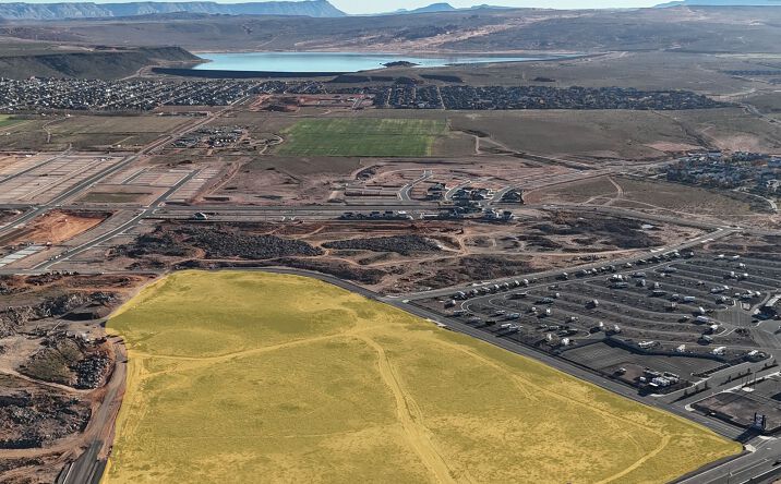 Pictures of Land property located at S Sand Hollow Rd and Gateway Blvd, Hurricane, UT 84737 for sales - image #1