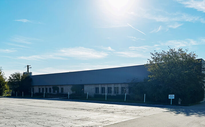 Pictures of Industrial property located at 7855 W 111th St, Palos Hills, IL 60465 for sales - image #1