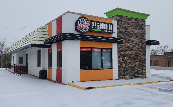 Pictures of Retail property located at 1917 Broadway Ave, Yankton, SD 57078 for sales - image #1