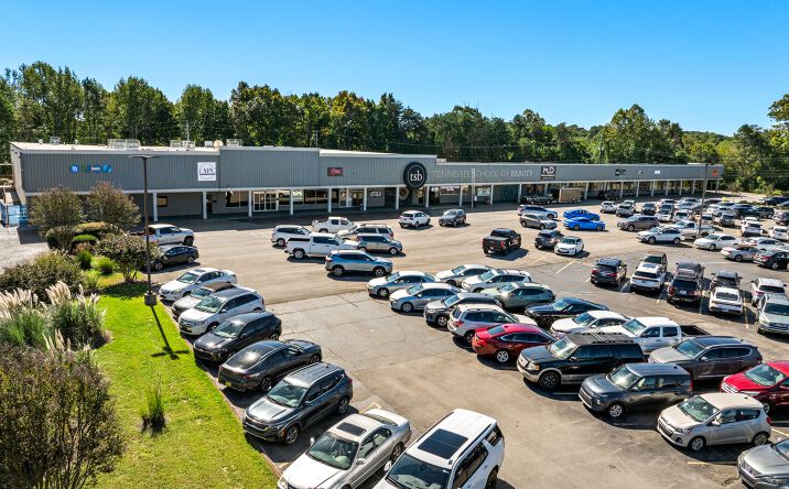 Pictures of Retail property located at 4702 Western Ave, Knoxville, TN 37921 for sales - image #1