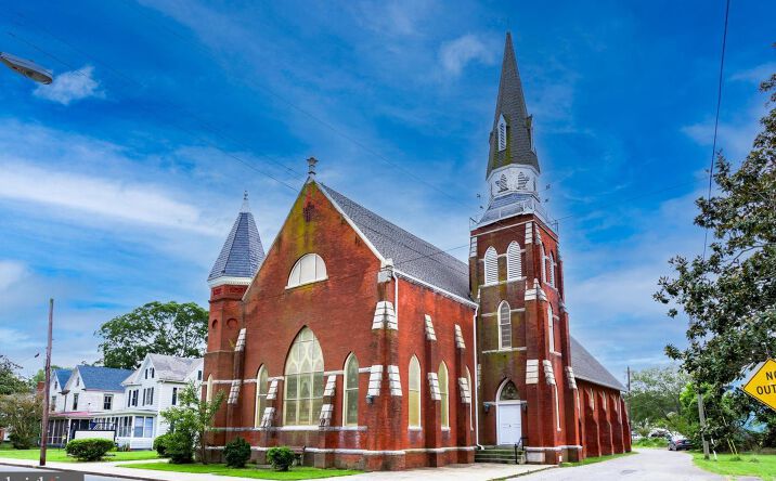 Pictures of Retail, Special Purpose property located at 39 W Main St, Crisfield, MD 21817 for sales - image #1