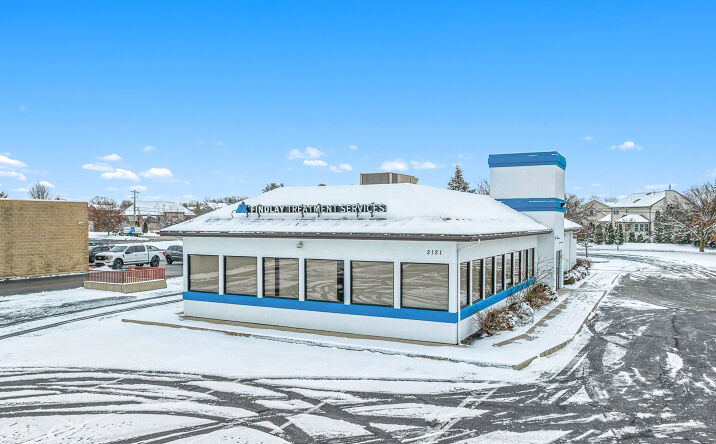 Pictures of Office property located at 2121 Tiffin Ave, Findlay, OH 45840 for sales - image #1