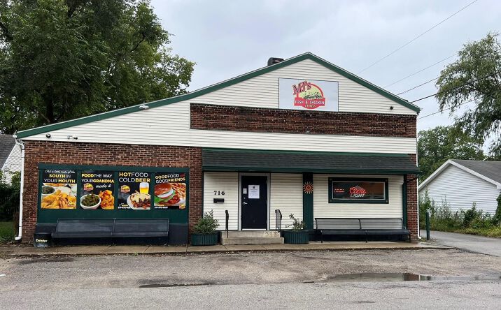 Pictures of Retail property located at 716 E Enos Avenue, Springfield, IL 62702-6328 for sales - image #1