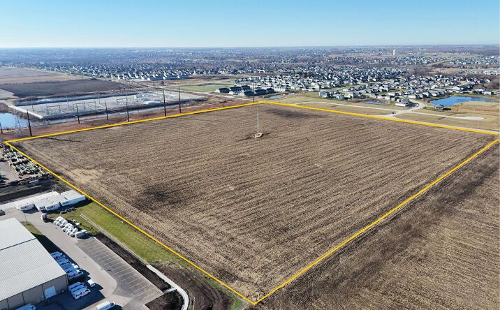 Pictures of Land property located at 142nd St., Grimes, IA 50111 for sales - image #1