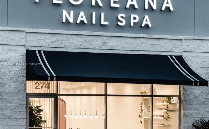 Pictures of Business for Sale, Retail property located at 240-290 N Federal Highway, Fort Lauderdale, FL 33301 for sales - image #1