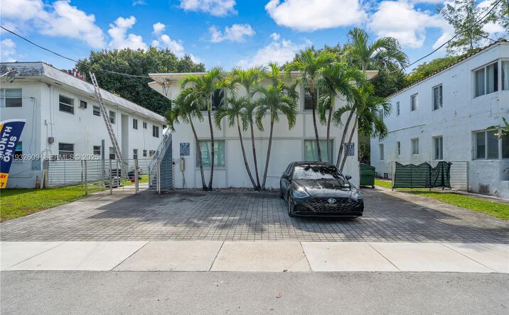 Pictures of Multifamily property located at 560 NE 63rd St, Miami, FL 33138 for sales - image #1