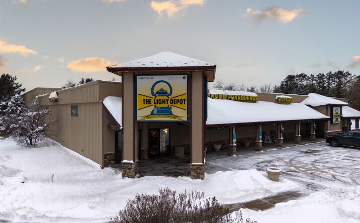 Pictures of Retail property located at 14305 Edgewood Dr N, Baxter, MN 56425 for sales - image #1