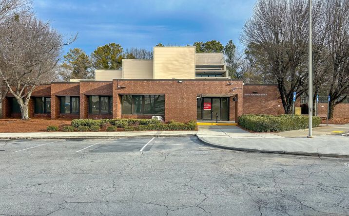 Pictures of Office property located at 3800 Browns Mill Rd SE, Atlanta, GA 30354 for sales - image #1