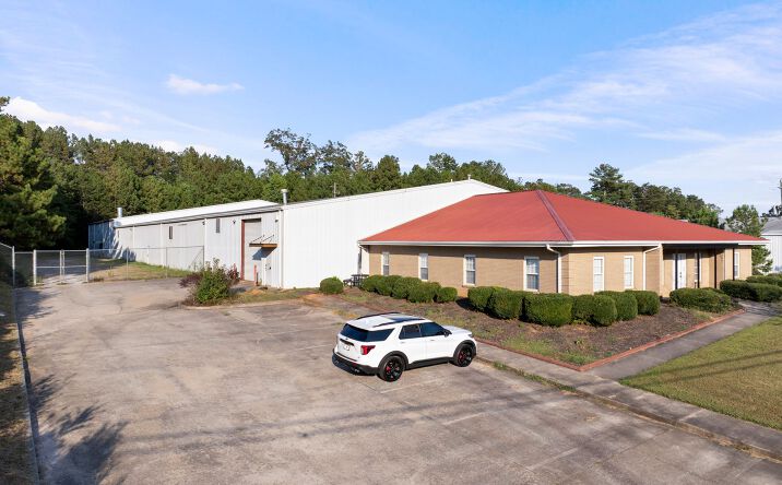 Pictures of Industrial property located at 425 Wilbanks Dr, Ball Ground, GA 30107 for sales - image #1