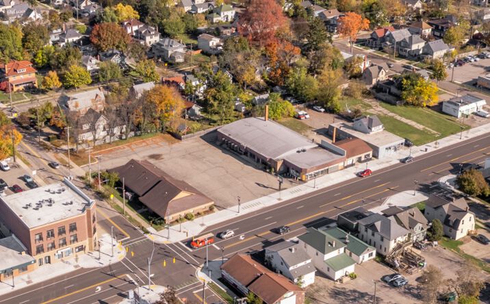 Pictures of Office, Retail property located at 1717 E Michigan Ave, Lansing, MI 48912 for sales - image #1