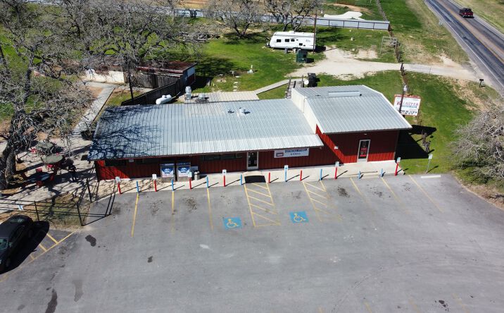 Pictures of Retail property located at 2239 FM 3432, Adkins, TX 78101 for sales - image #1