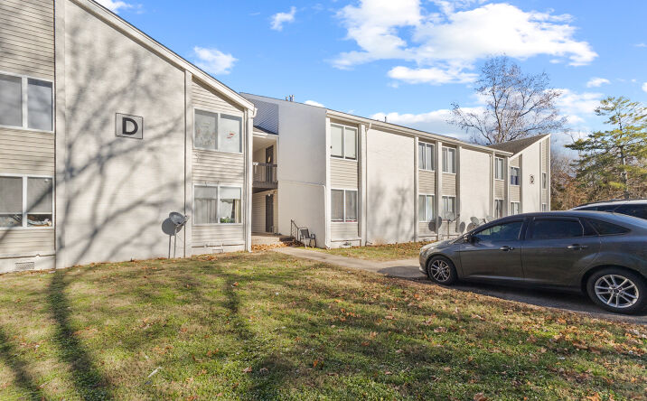 Pictures of Multifamily property located at 1001 W 9th St, Russellville, KY 42276 for sales - image #1