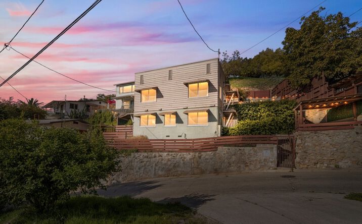 Pictures of Multifamily property located at 3055 Future St, Los Angeles, CA 90065 for sales - image #1