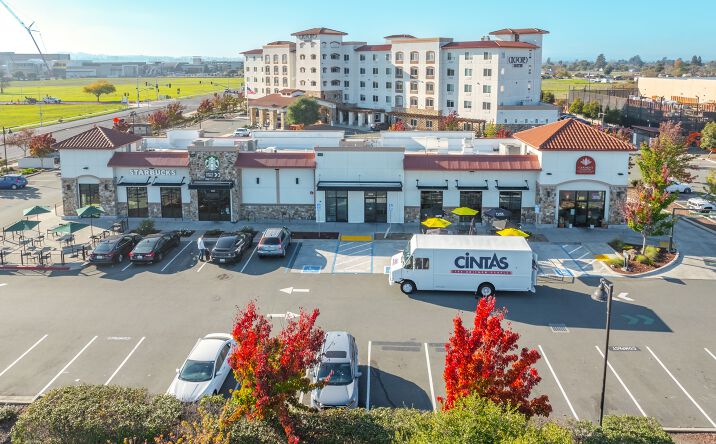 image of property at 5025 REDWOOD DR Rohnert Park CA 94928-7909