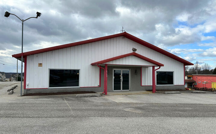 Pictures of Industrial, Retail property located at 2145 Baltimore Pike, Hanover, PA 17331 for sales - image #1