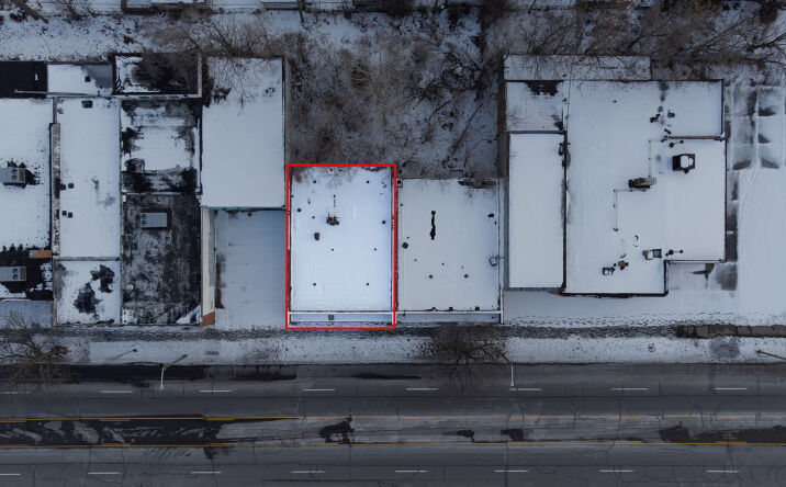 Pictures of Office, Retail property located at 11846 E McNichols Rd, Detroit, MI 48205 for sales - image #1
