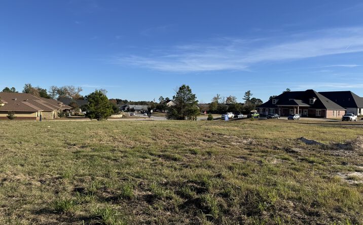 Pictures of Office, Land property located at 6595 Oak Hill Blvd, Tyler, TX 75703 for sales - image #1