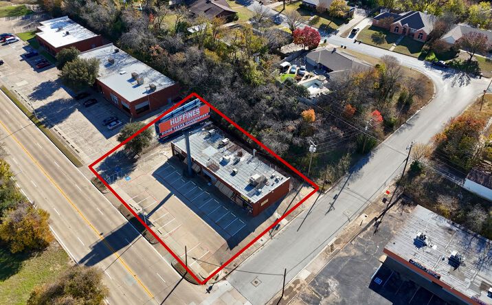 Pictures of Retail property located at 5500 Brentwood Stair Rd, Fort Worth, TX 76112 for sales - image #1