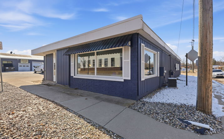 Pictures of Business for Sale, Retail property located at 228 N Jefferson Street, Hastings, MI 49058 for sales - image #1